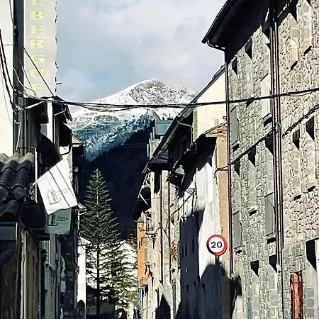 Apartahotel Canfranc 3*