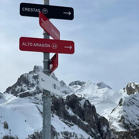 Apart Otel Apartahotel Canfranc Canfranc