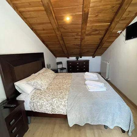 Apartahotel Canfranc 3* كانفرانك