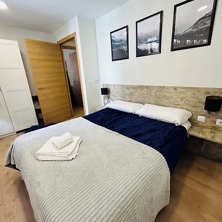 Apartahotel Canfranc 3*