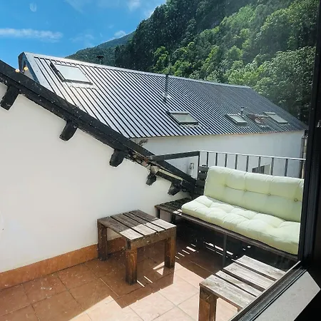 Apartahotel Canfranc شقة فندقية كانفرانك