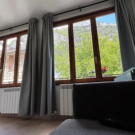 Apartahotel Canfranc Aparthotel