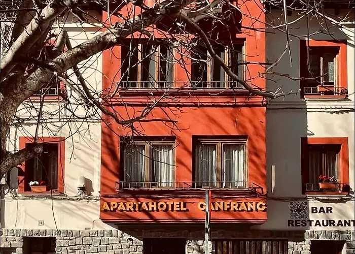 Apartahotel Canfranc Lägenhetshotell Canfranc