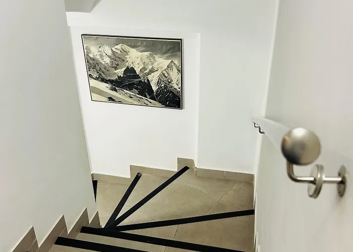 Apartahotel Canfranc 3*