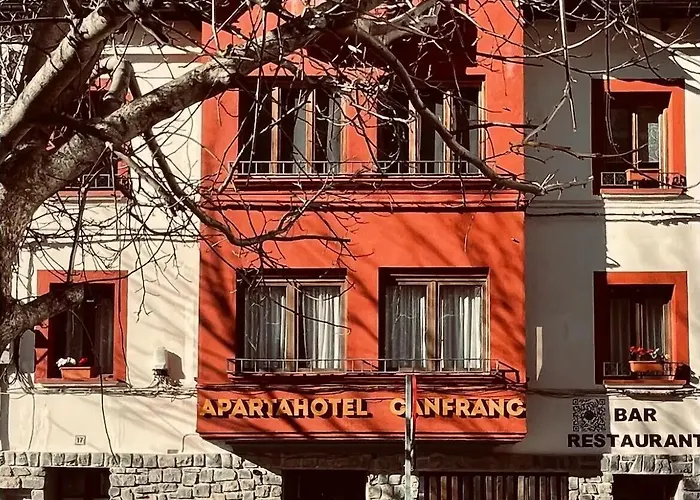 Lägenhetshotell Apartahotel Canfranc 3*